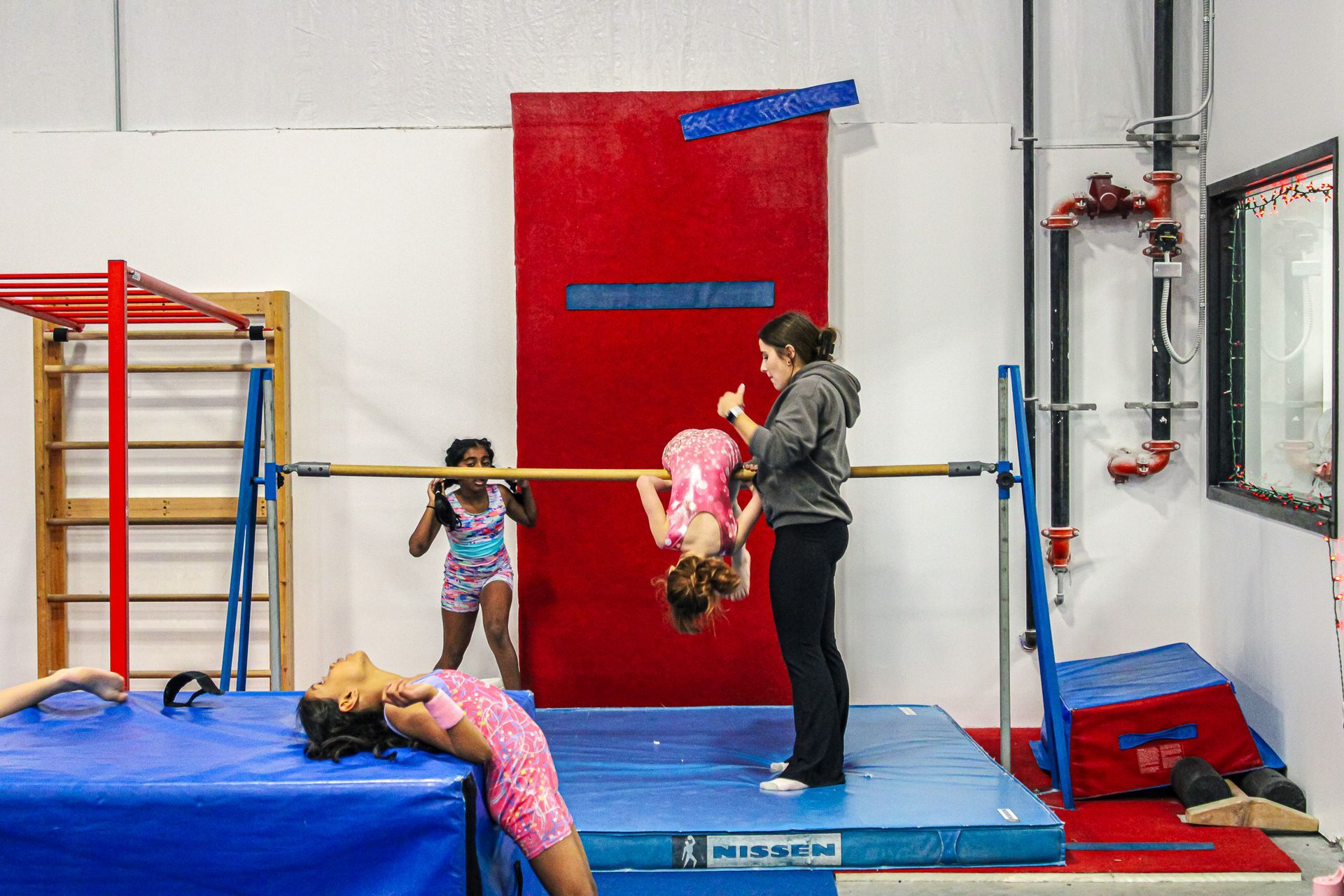 child gymnastics class