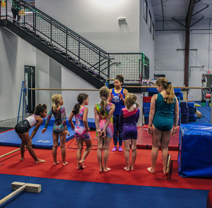 child gymnastics class