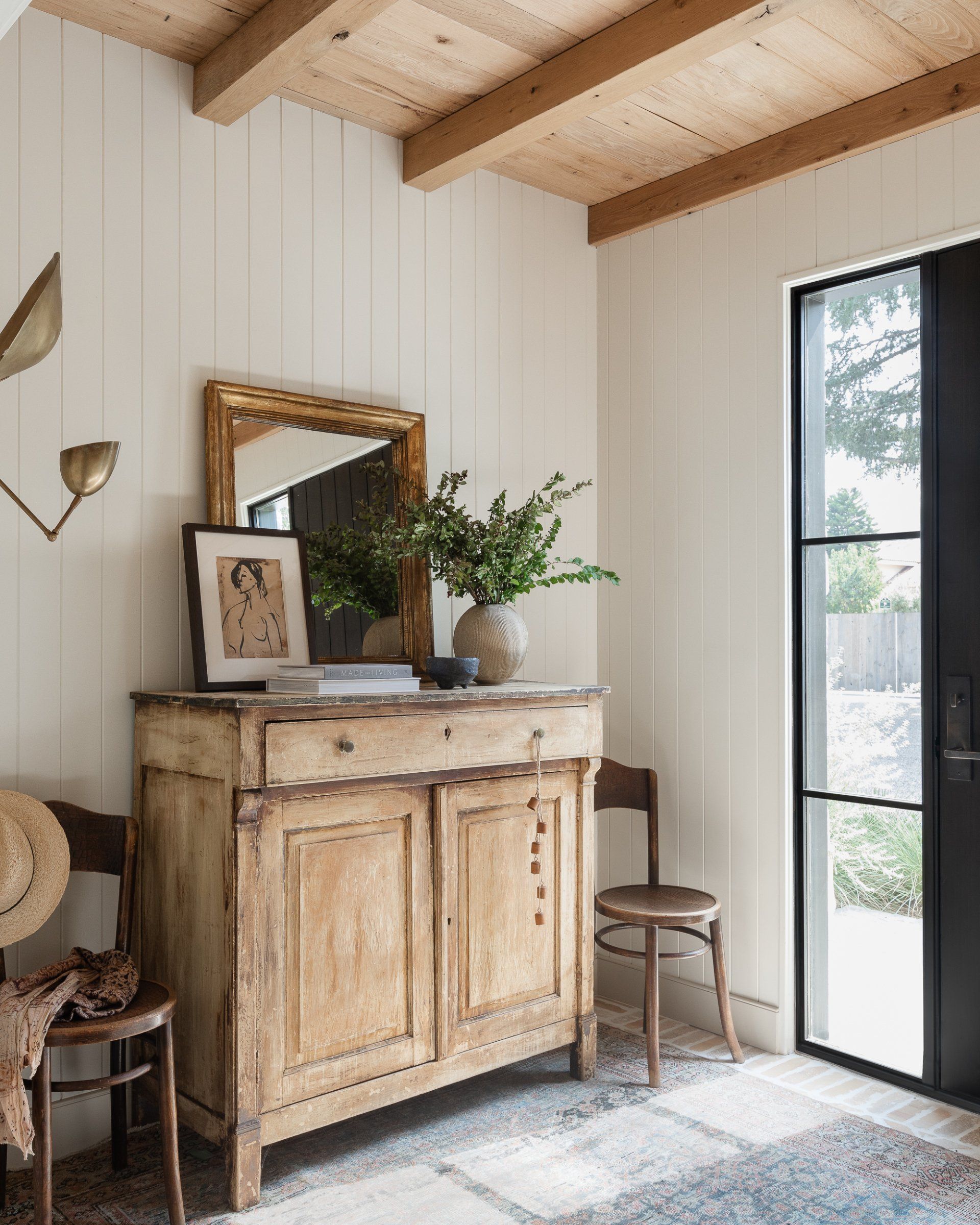 Rustic Entrance Decor