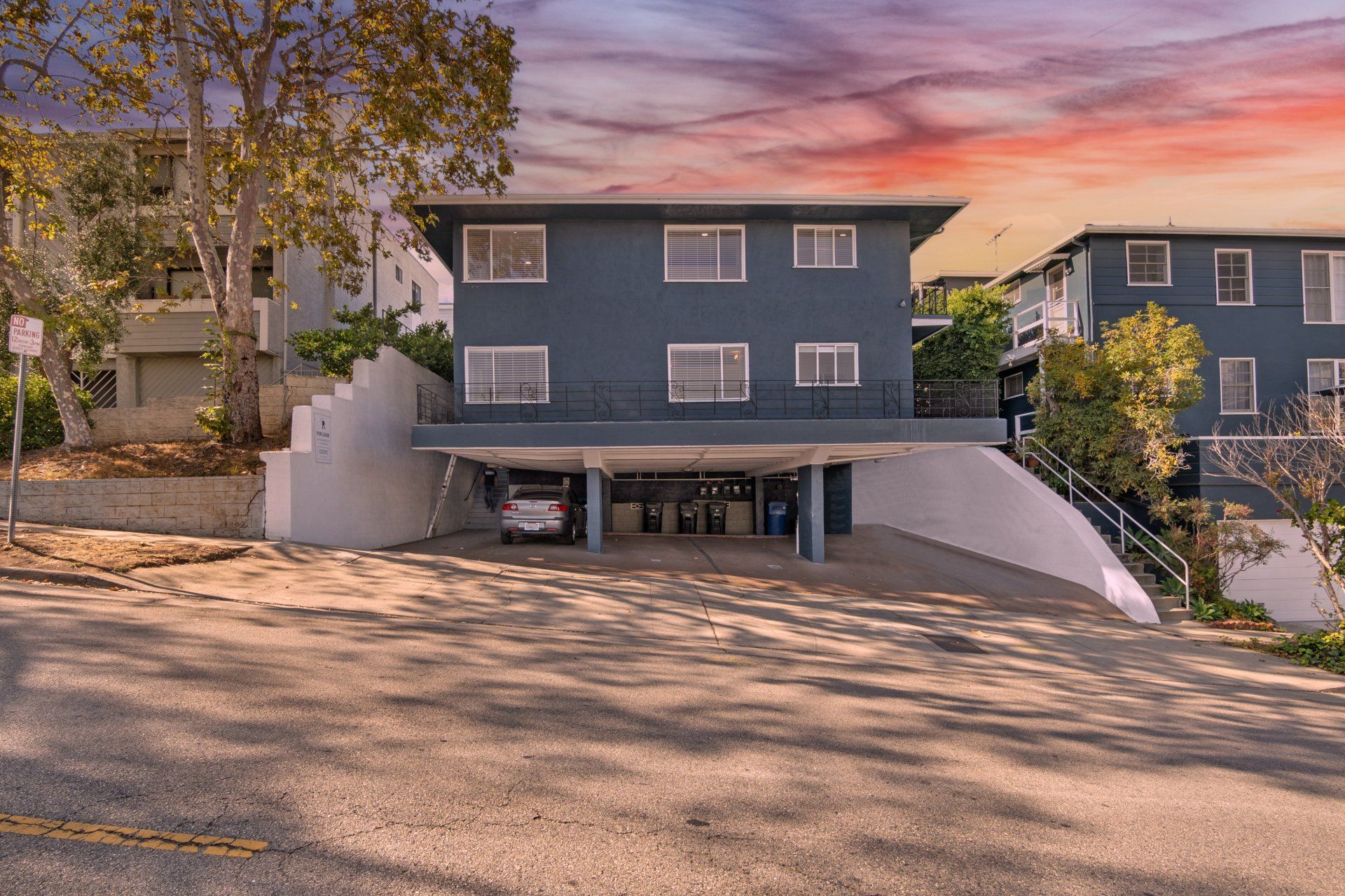1607 Manning Ave