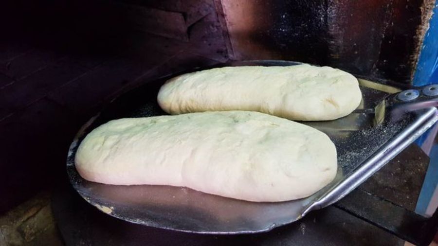 pagnotte cotte in forno a legna