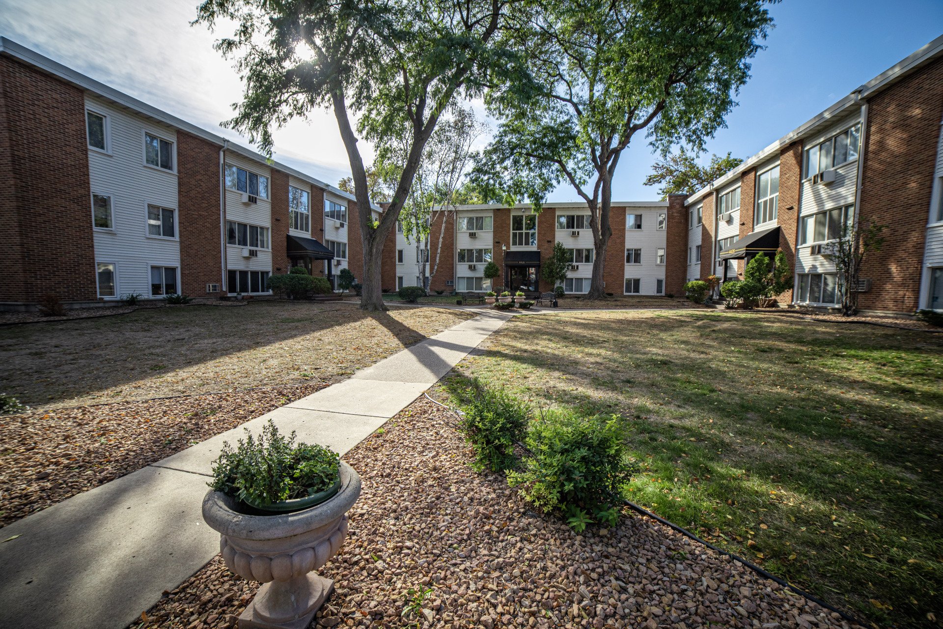 South Minneapolis, MN Lake Harriet Commons Hegenes Properties