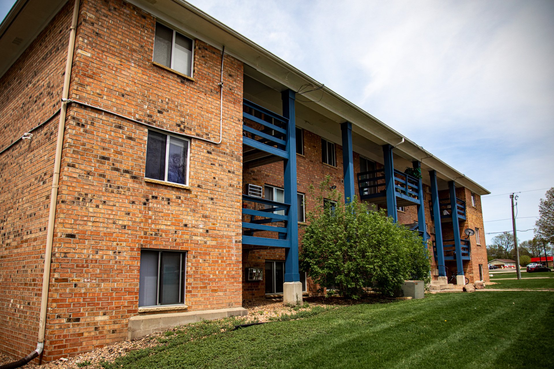 Northfield, MN Rentals Northfield Estates Apartments Hegenes Properties