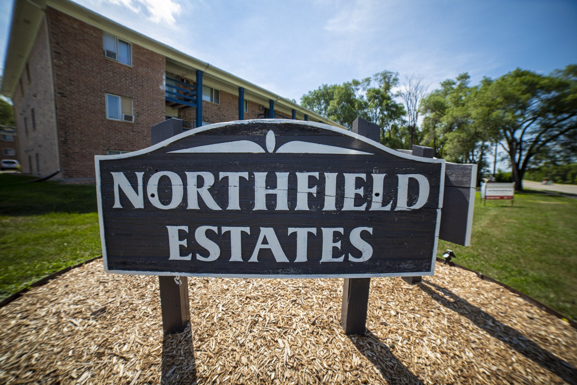 Northfield, MN Rentals Northfield Estates Apartments Hegenes Properties