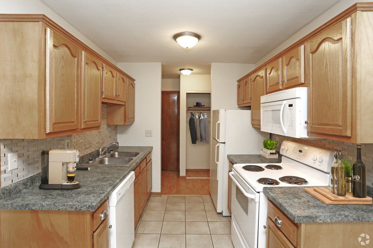 parkview furnished unit indoors