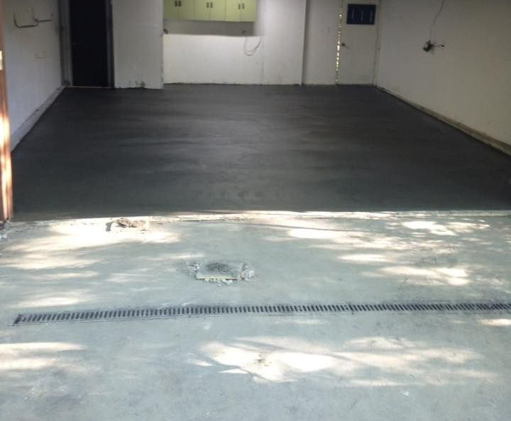 House with a Garage and a Driveway – Moline, IL – QCFI Concrete & Masonry House with a Garage and a Driveway – Moline, IL – QCFI Concrete & Masonry