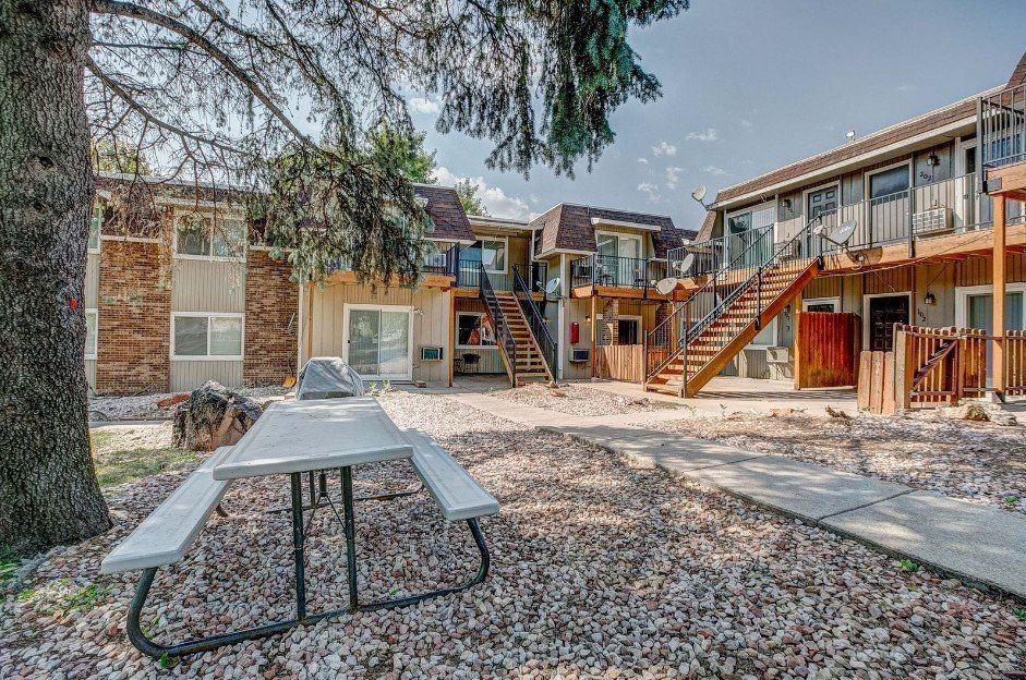 Stonegate Apartments Windsor Colorado