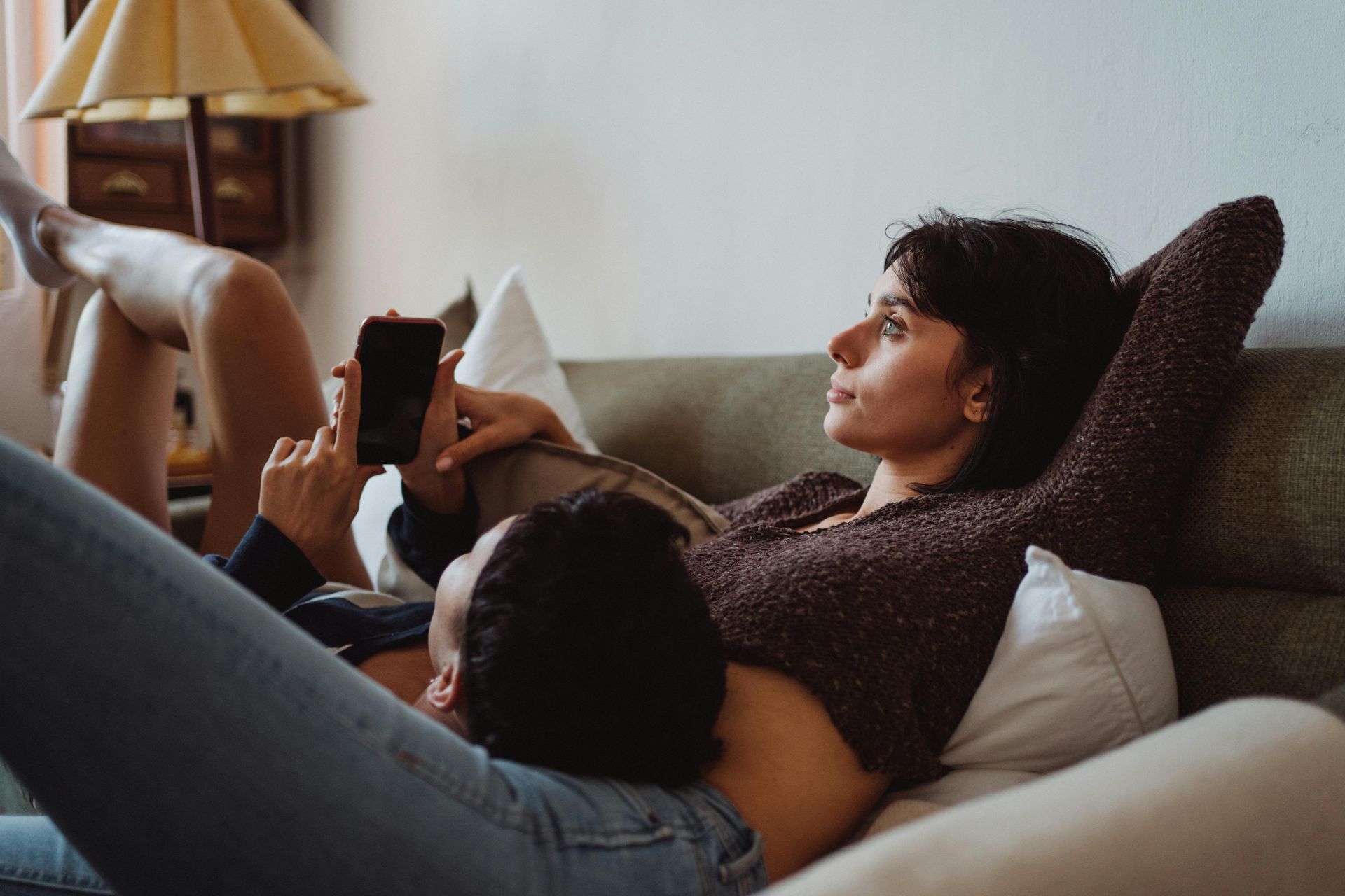 Therapy to heal trust issues and rebuild safe, meaningful connections