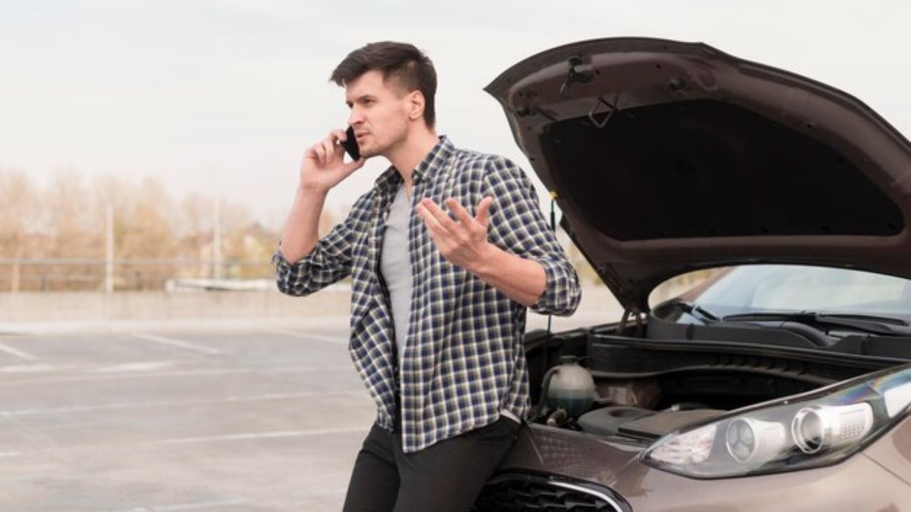 Reason why a car jumps when accelerating
