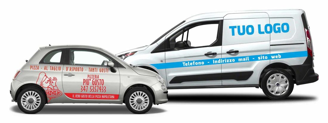 Due auto di marca, un'utilitaria argentata e un furgone bianco con scritte blu