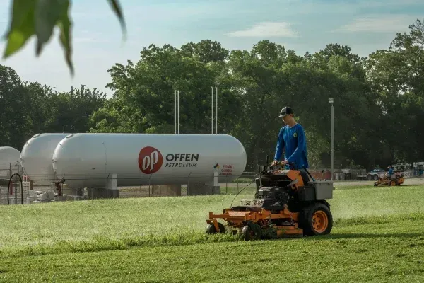  commercial lawn care service company in sherman tx
