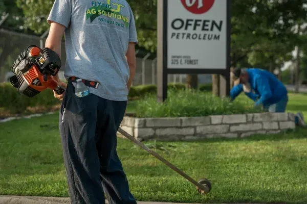 commercial lawn maintenance service company in sherman tx