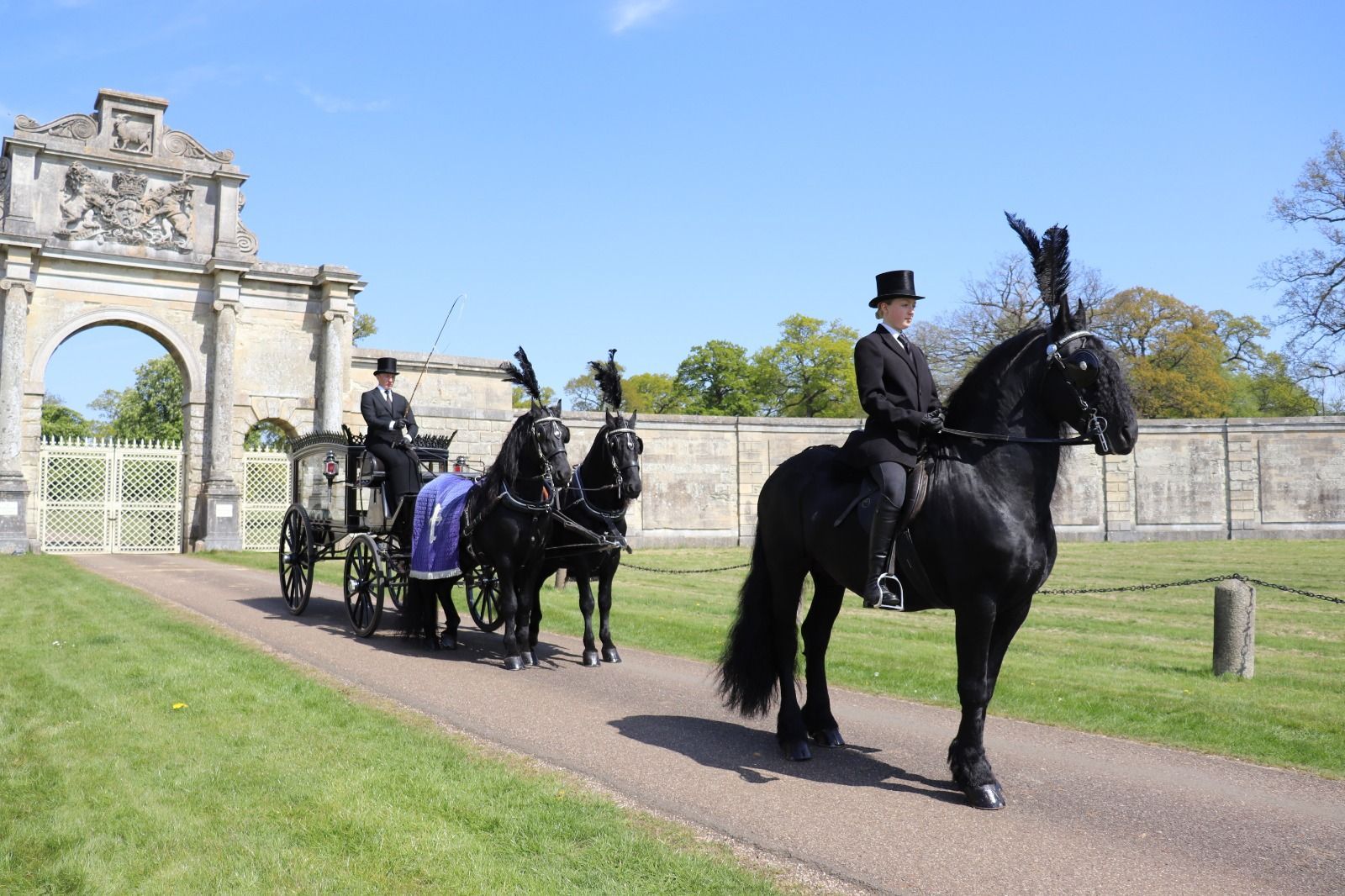 Black 2 Horse Drawn Carriage with Outrider