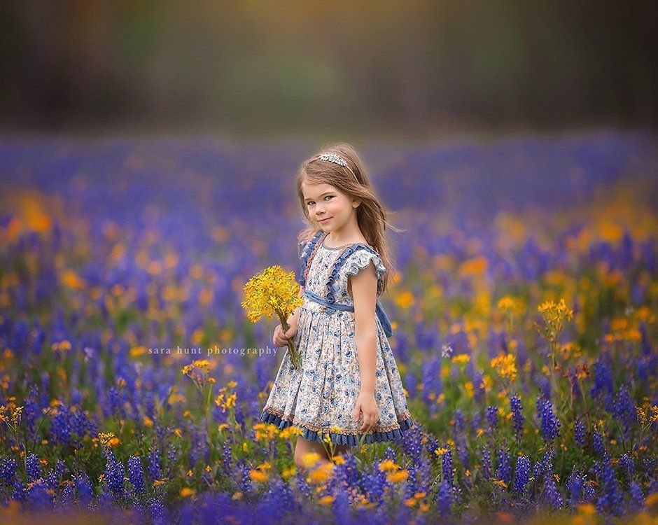 Girl in vintage blue floral dress — Pearland, TX — Sara Hunt Photography