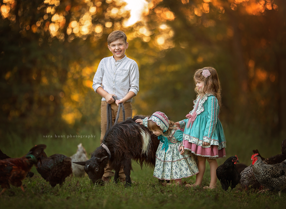 Three kids in farm — Pearland, TX — Sara Hunt Photography