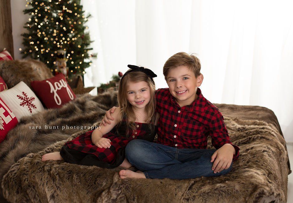 Siblings wearing gingham clothes — Pearland, TX — Sara Hunt Photography