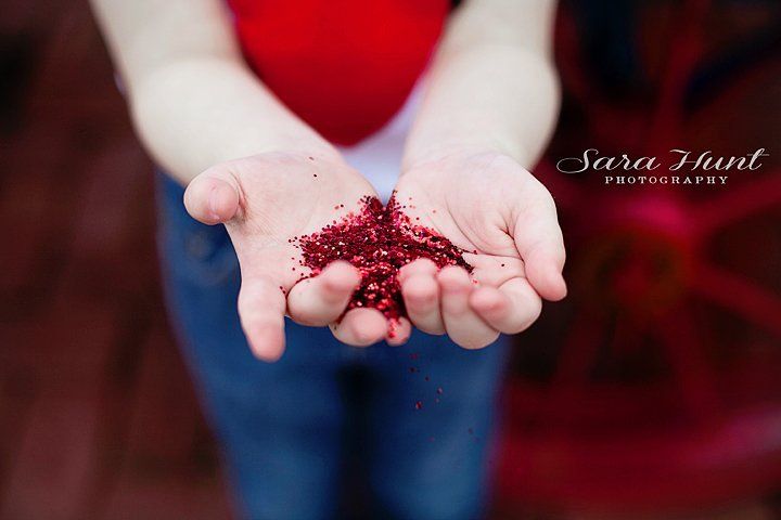 Photo Gallery — Hand with Glitters in Pearland, TX Photo Gallery — Hand with Glitters in Pearland, TX