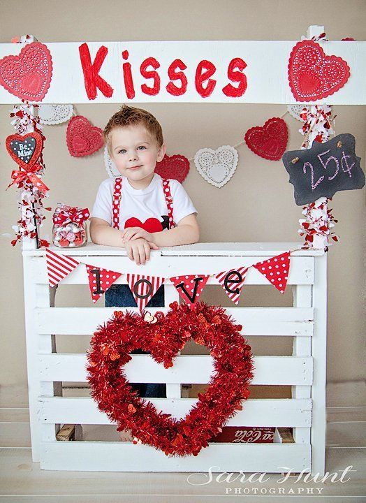 Mr. Valentine Photo Gallery — Boy on Kissing Booth in Pearland, TX Mr. Valentine Photo Gallery — Boy on Kissing Booth in Pearland, TX
