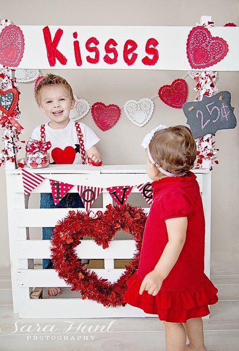 Mr. Valentine Photo Editor — Smiling Boy with Baby Girl in Pearland, TX Mr. Valentine Photo Editor — Smiling Boy with Baby Girl in Pearland, TX