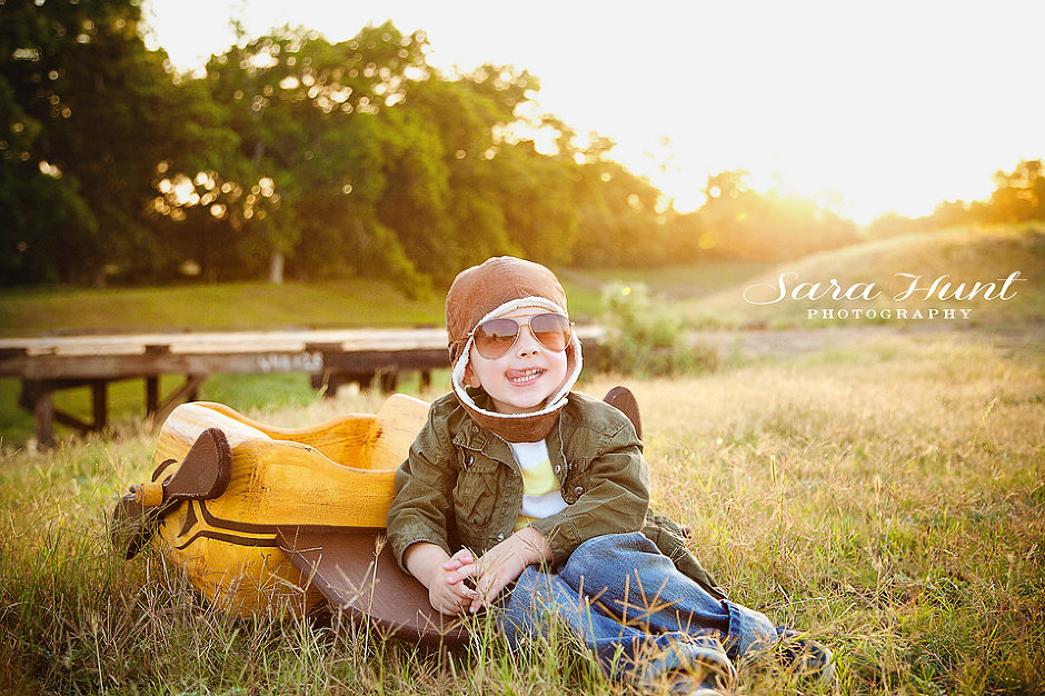 Mr. Aviator Photoshoot — Young Kid Wearing Sunglasses in Pearland, TX Mr. Aviator Photoshoot — Young Kid Wearing Sunglasses in Pearland, TX
