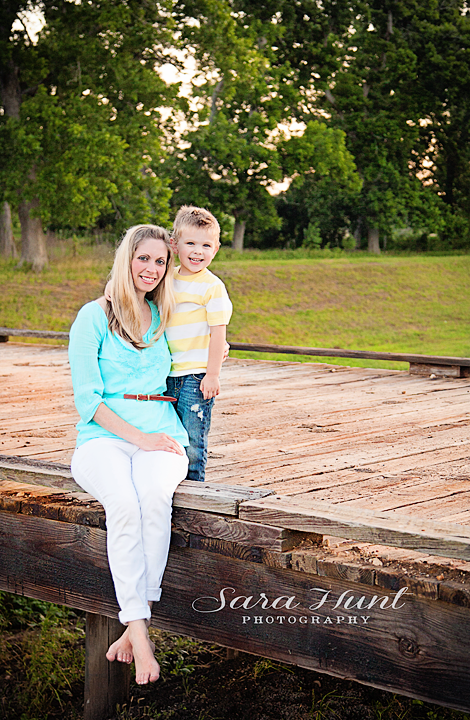 Mr. Aviator Snapshot — Mother and Son in Pearland, TX Mr. Aviator Snapshot — Mother and Son in Pearland, TX
