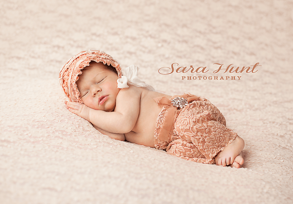 Avery Grace Photo — Baby Girl Sleeping with Hat in Pearland, TX Avery Grace Photo — Baby Girl Sleeping with Hat in Pearland, TX