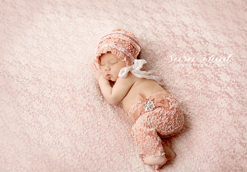 Avery Grace Picture — Top View of A Sleeping Baby in Pearland, TX Avery Grace Picture — Top View of A Sleeping Baby in Pearland, TX