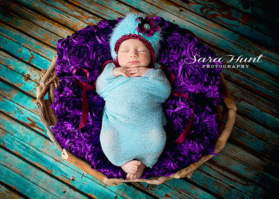 Avery Grace Snapshot — Baby Girl Sleeping in A Basket in Pearland, TX Avery Grace Snapshot — Baby Girl Sleeping in A Basket in Pearland, TX