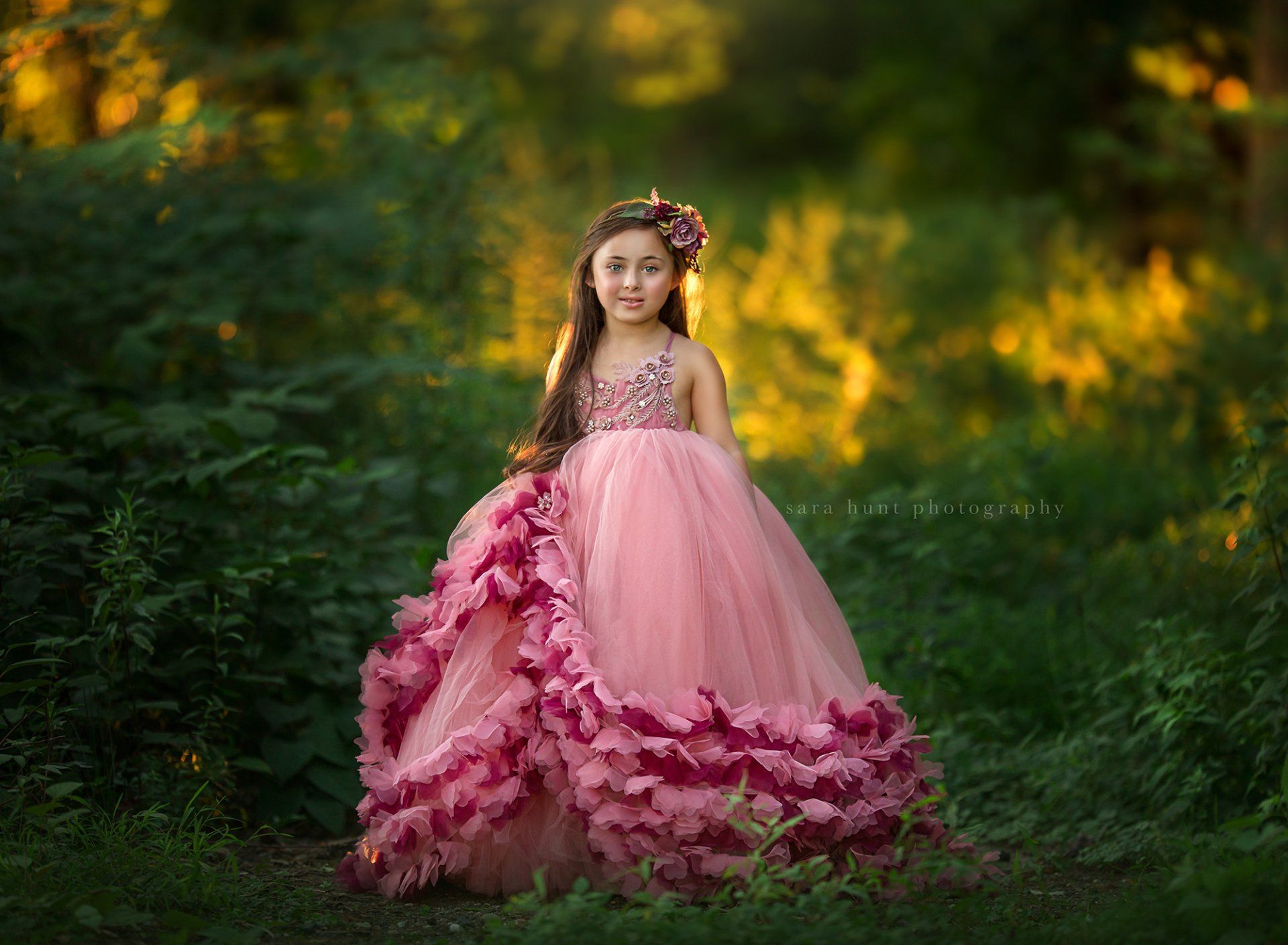 Pretty girl in a forest background — Pearland, TX — Sara Hunt Photography