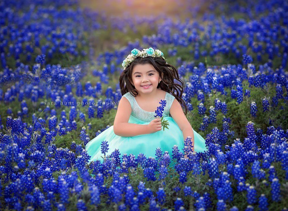 Girl with flower crown — Pearland, TX — Sara Hunt Photography