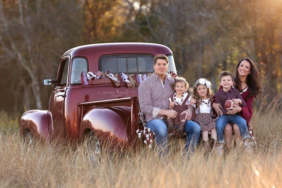 Happy family sitting — Pearland, TX — Sara Hunt Photography