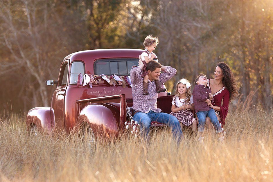 Candid family picture — Pearland, TX — Sara Hunt Photography