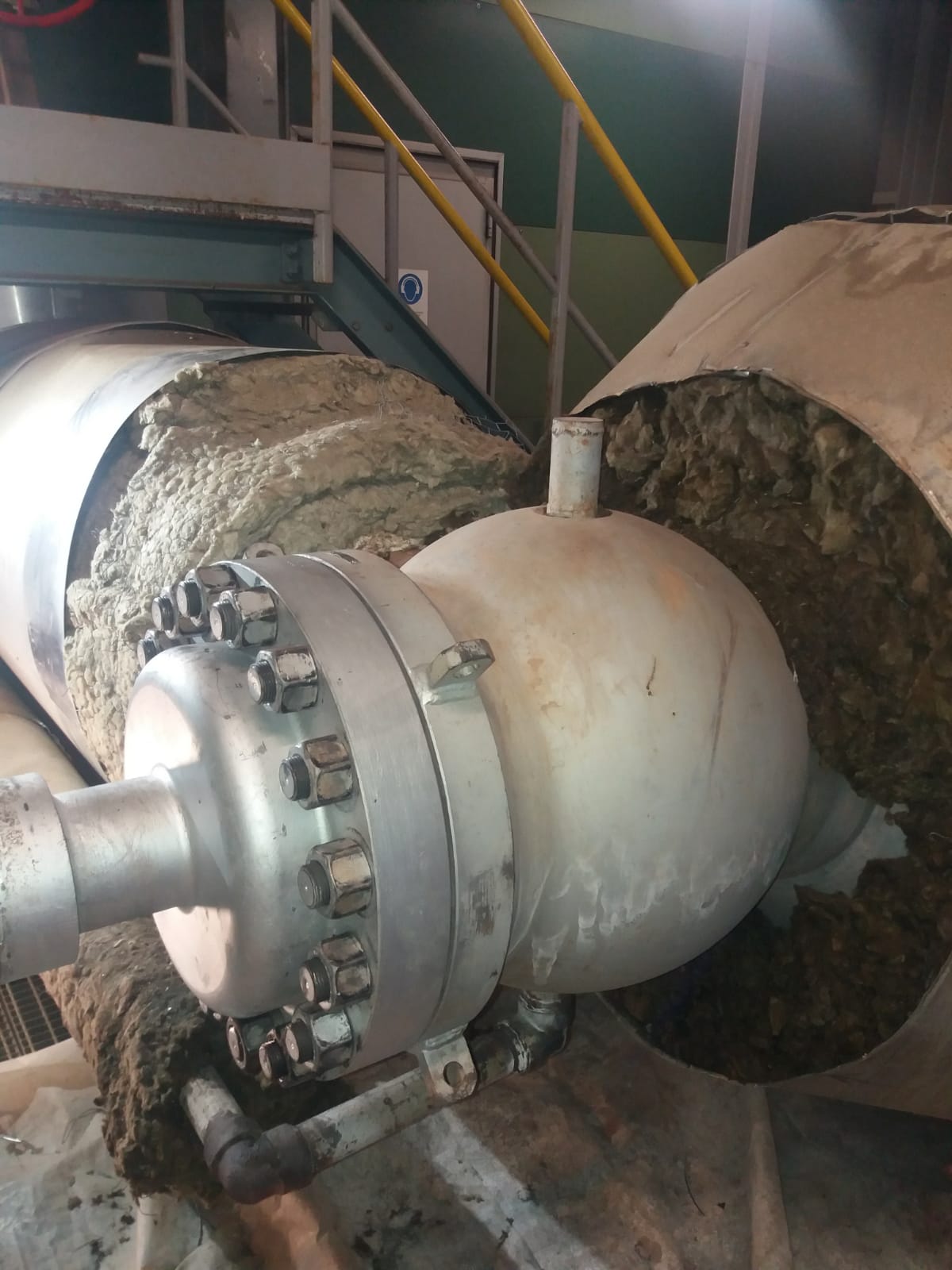 INDUSTRIAL INSULTATION