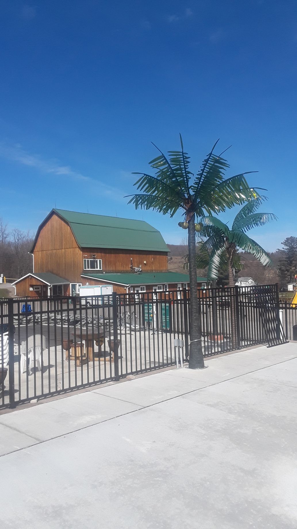 Wrought iron and aluminum fence installation in Delevan, NY by KKR Fencing