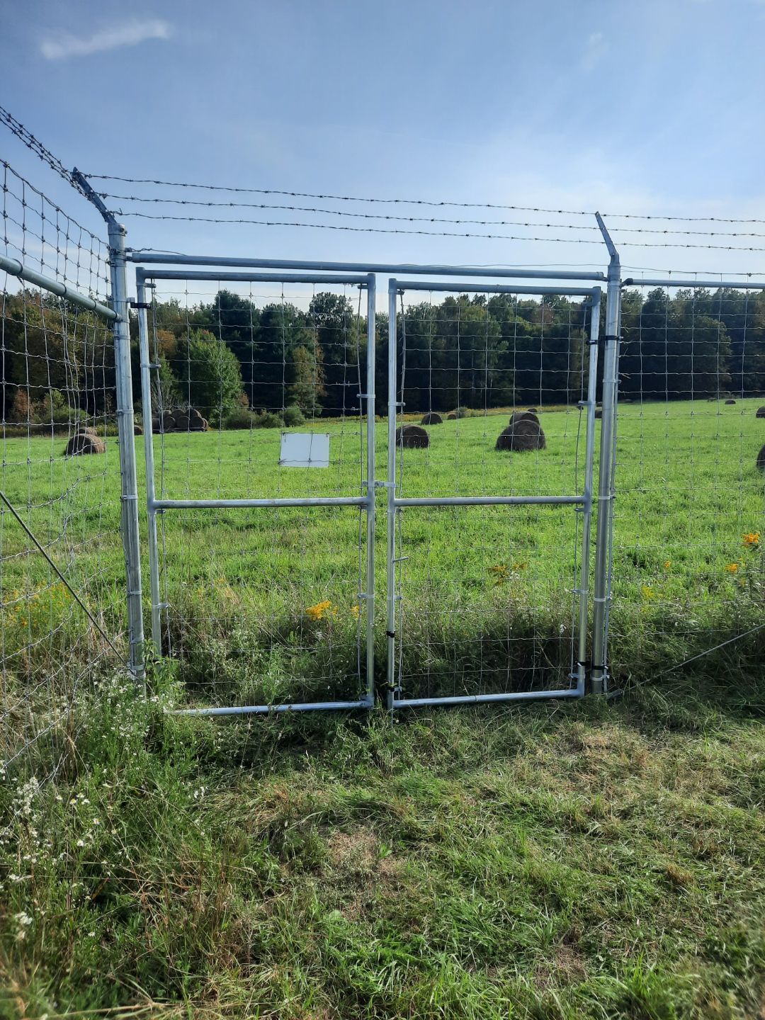 Chain link fence installation in Delevan, NY by KKR Fencing
