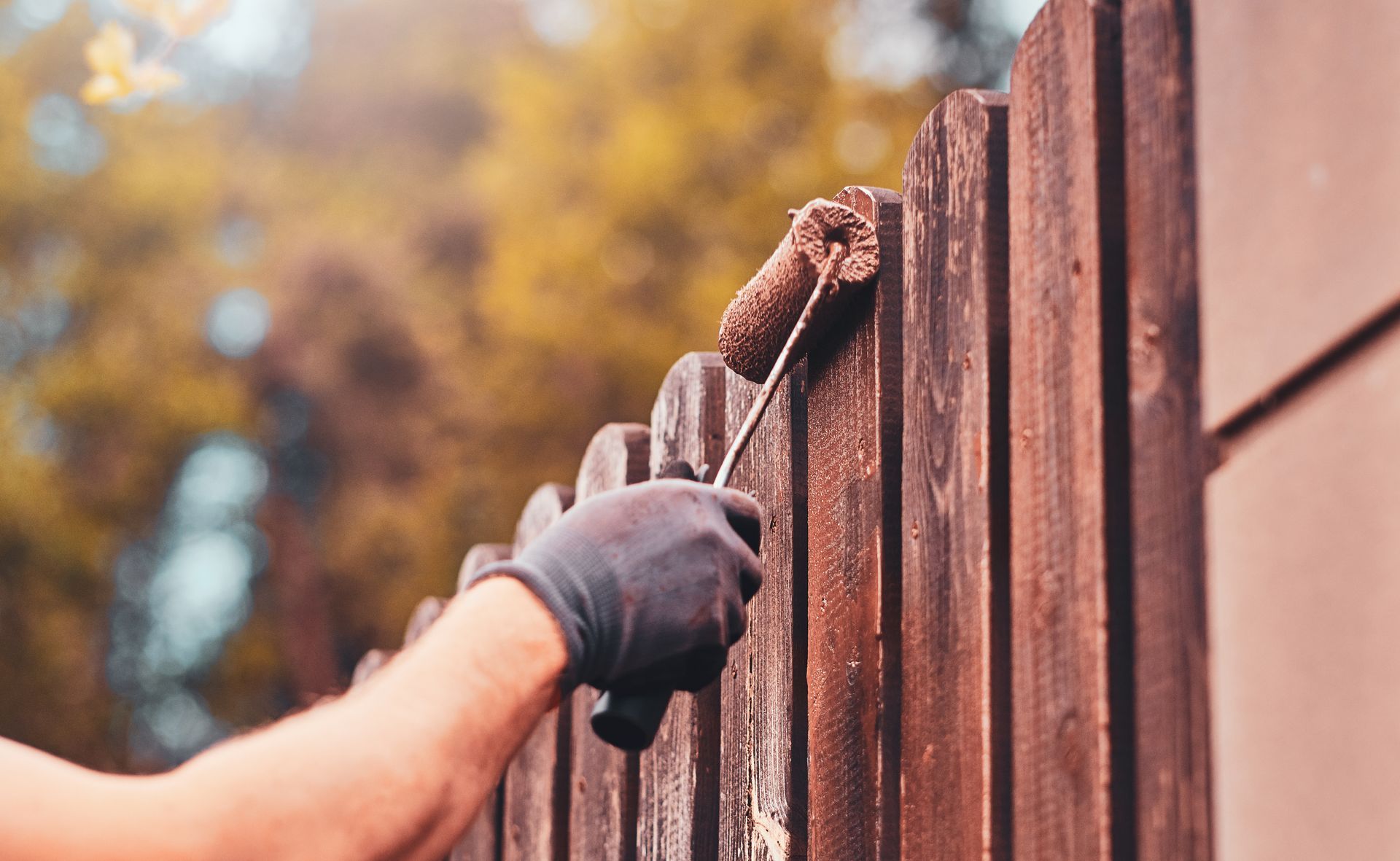 Fence services in Delavan, NY by KKR Fencing