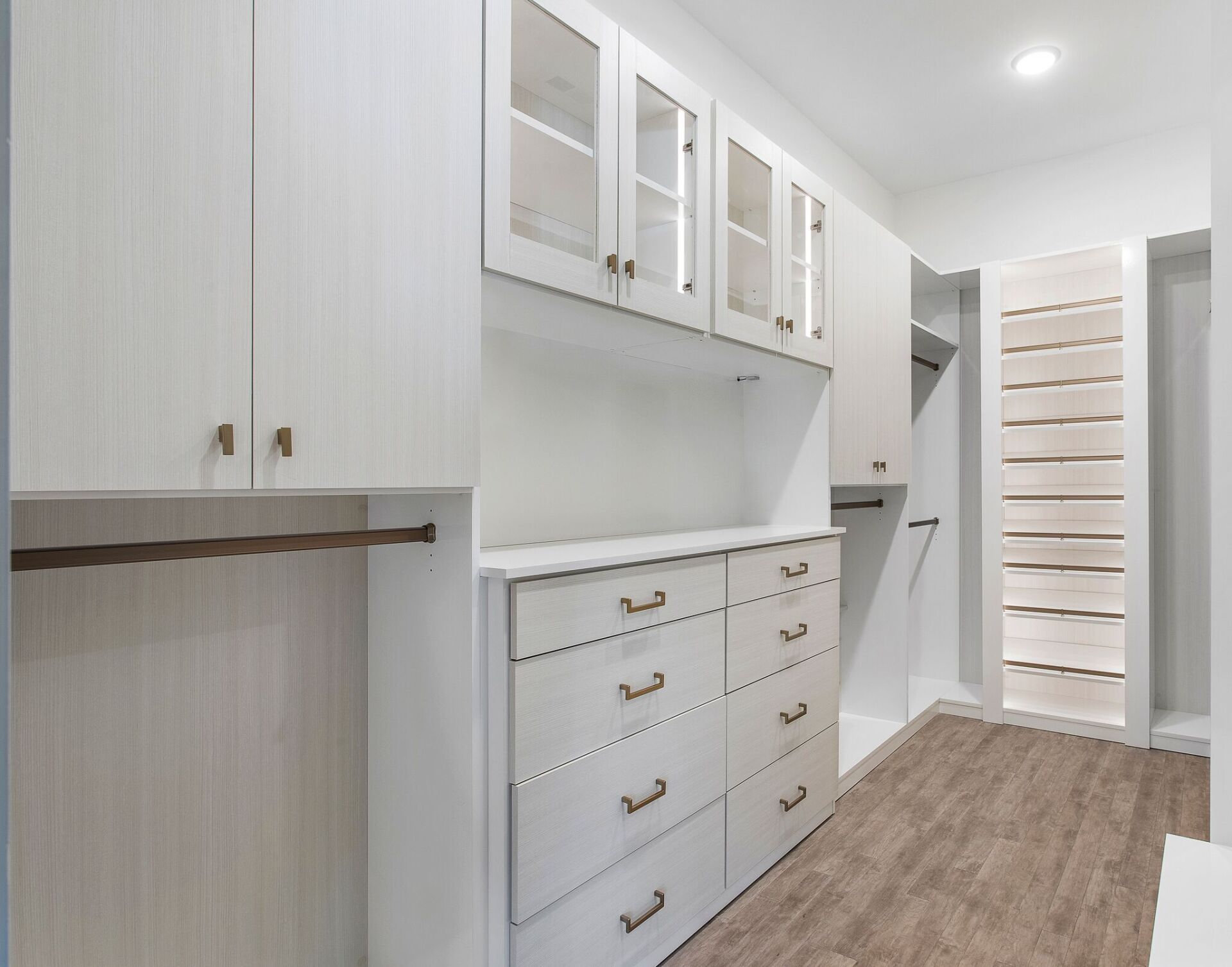 White Drawers — Glen Allen, VA — Le Gault Homes