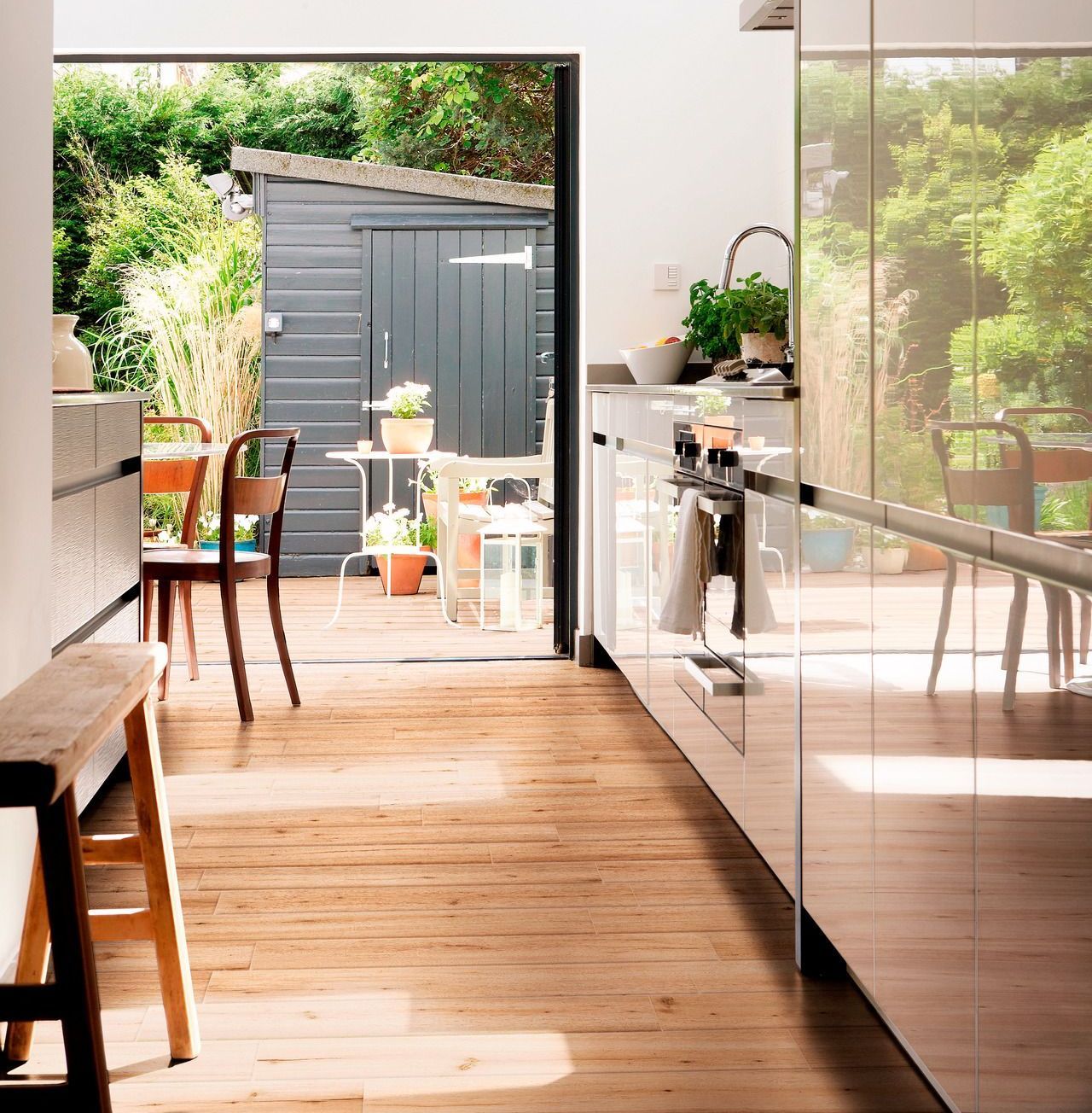 Light Wood Effect Tile kitchen image - Wood effect Tiles in Leicester