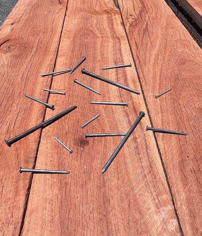DECKING NAILS
SMOOTH SHANK - GALVANISED