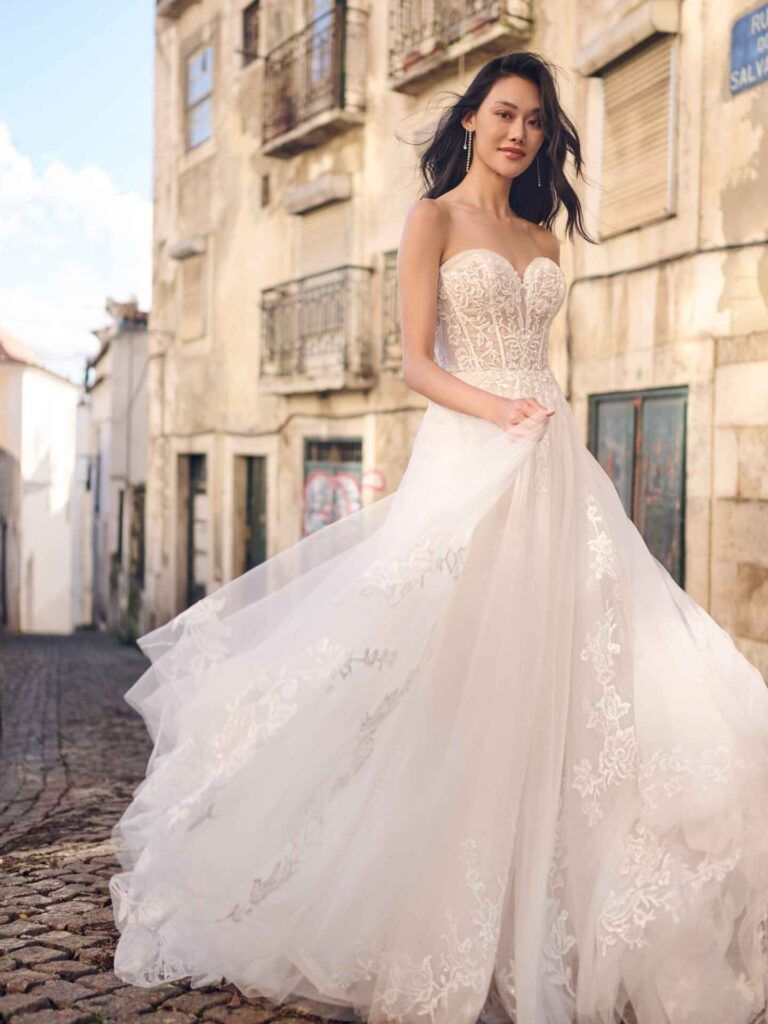 Style: Danielle Lane