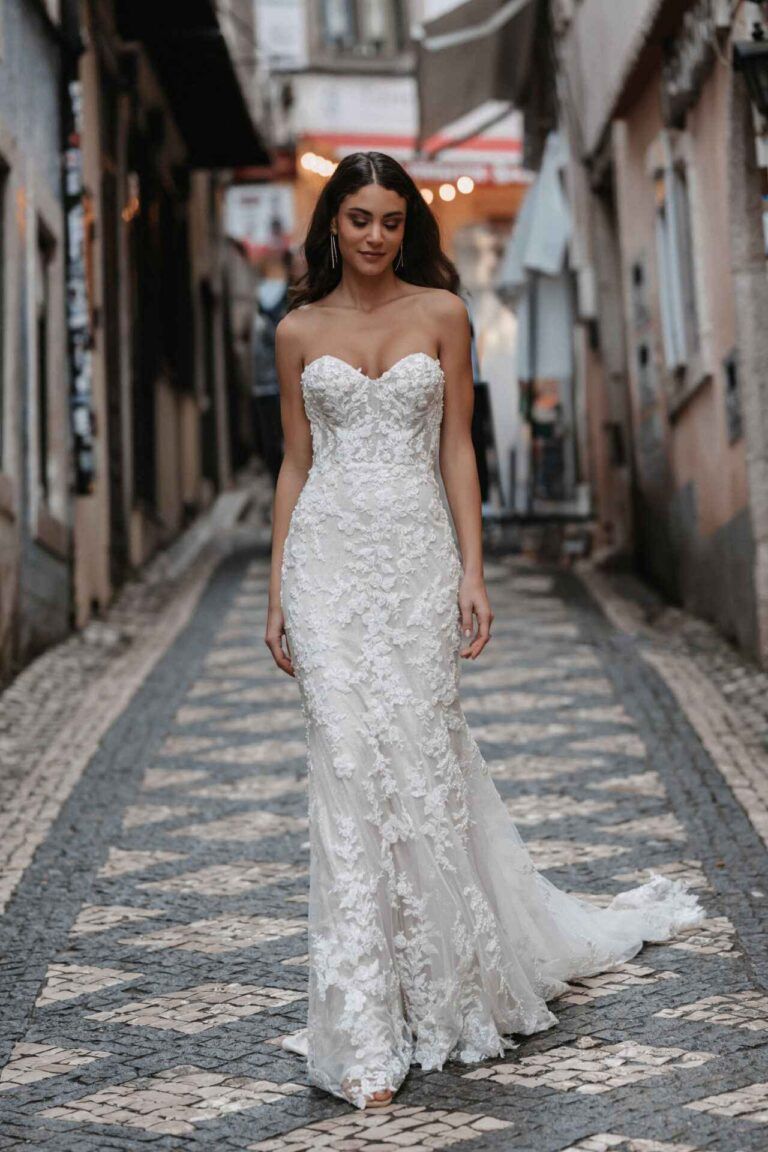 Style: E460 – Bruna