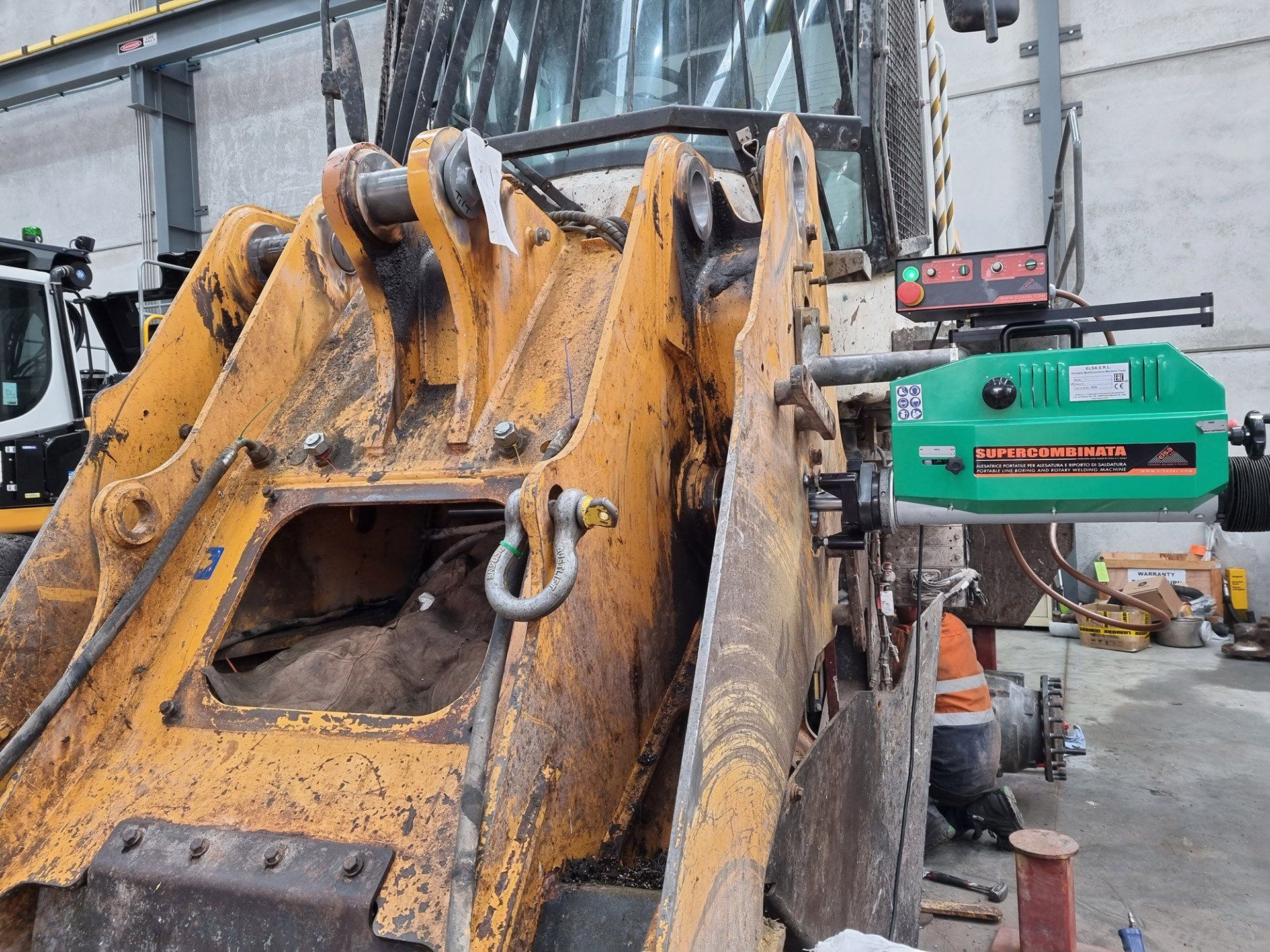 Earthmoving Equipment Repair — Gold Coast, Qld — PCS Engineering Pty Ltd Earthmoving Equipment Repair — Gold Coast, Qld — PCS Engineering Pty Ltd