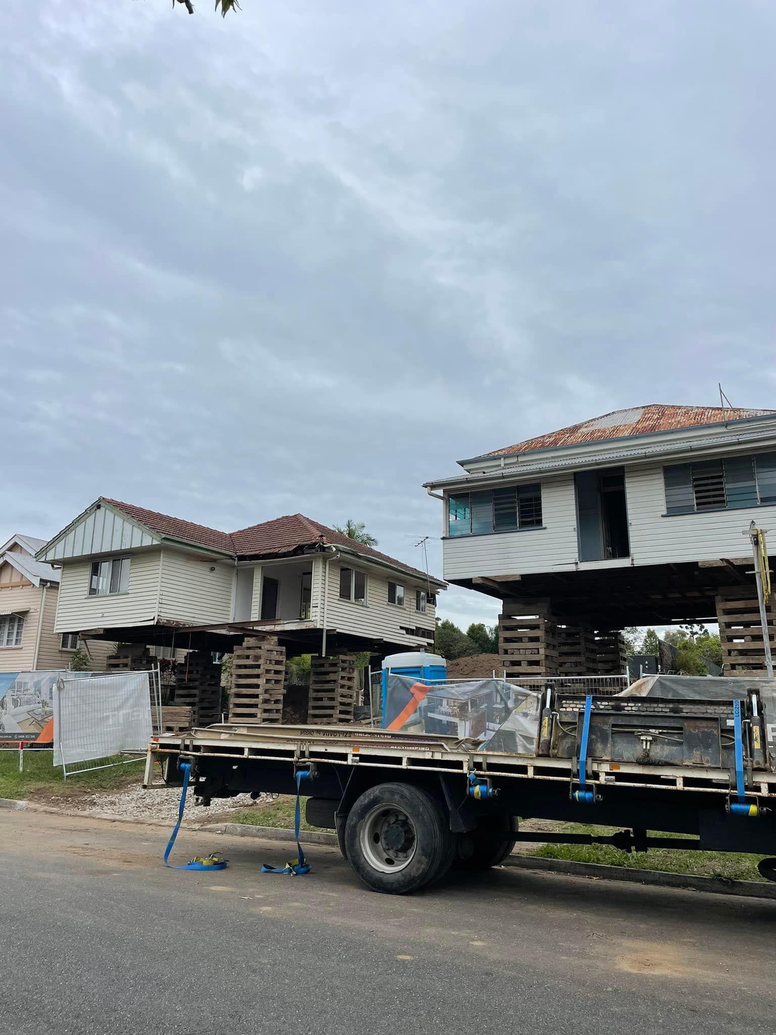 house sliding