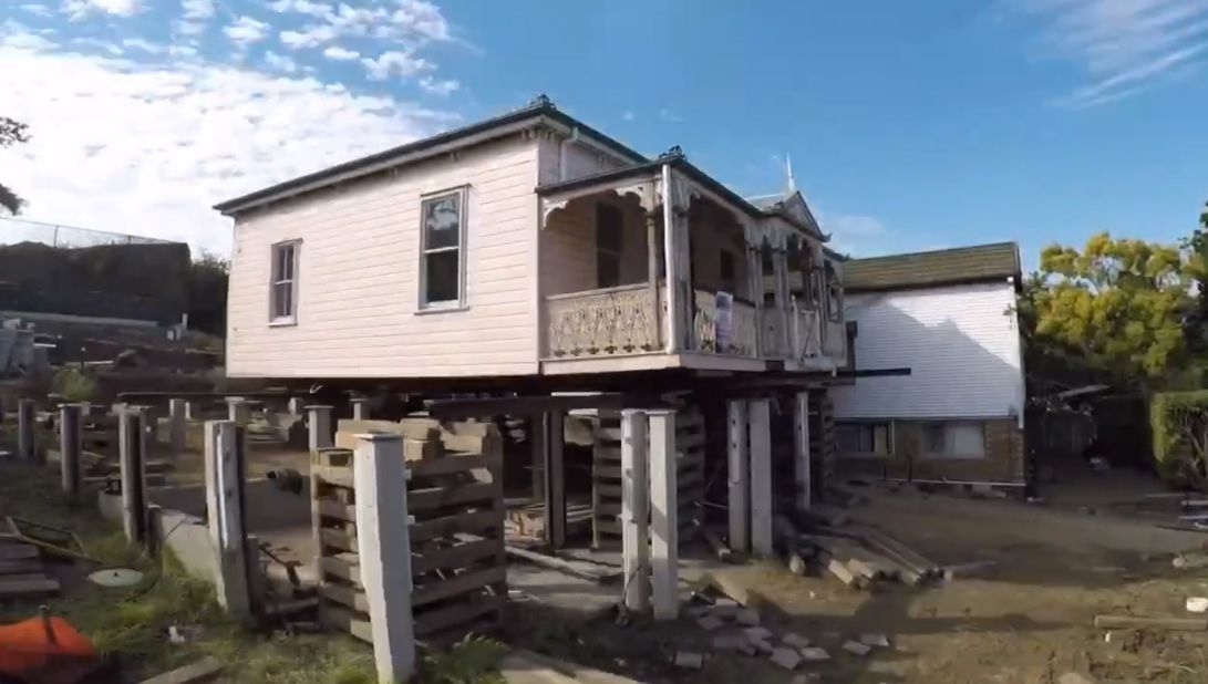 house sliding