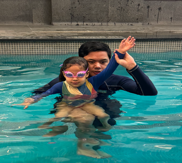 From Paddling to Powerful Strokes: Navigating Your Child&rsquo;s Swim Progression