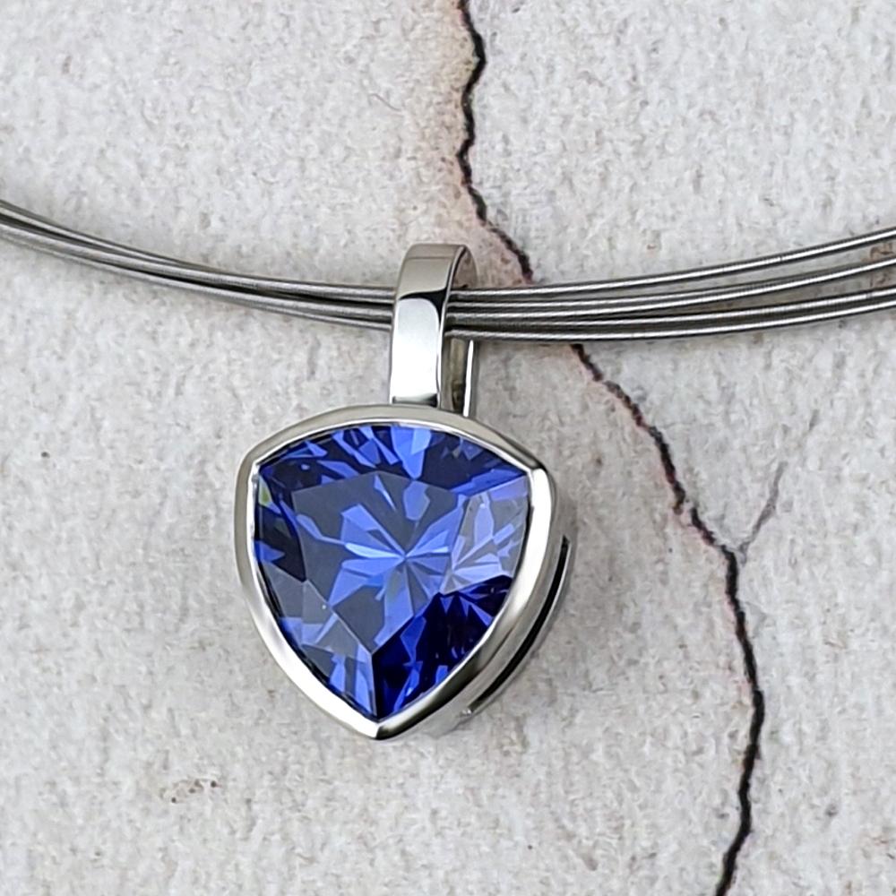 Bespoke platinum pendant with Tanzanite trillion