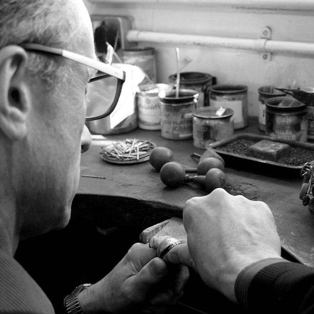 Making a bespoke wedding ring Making a bespoke wedding ring