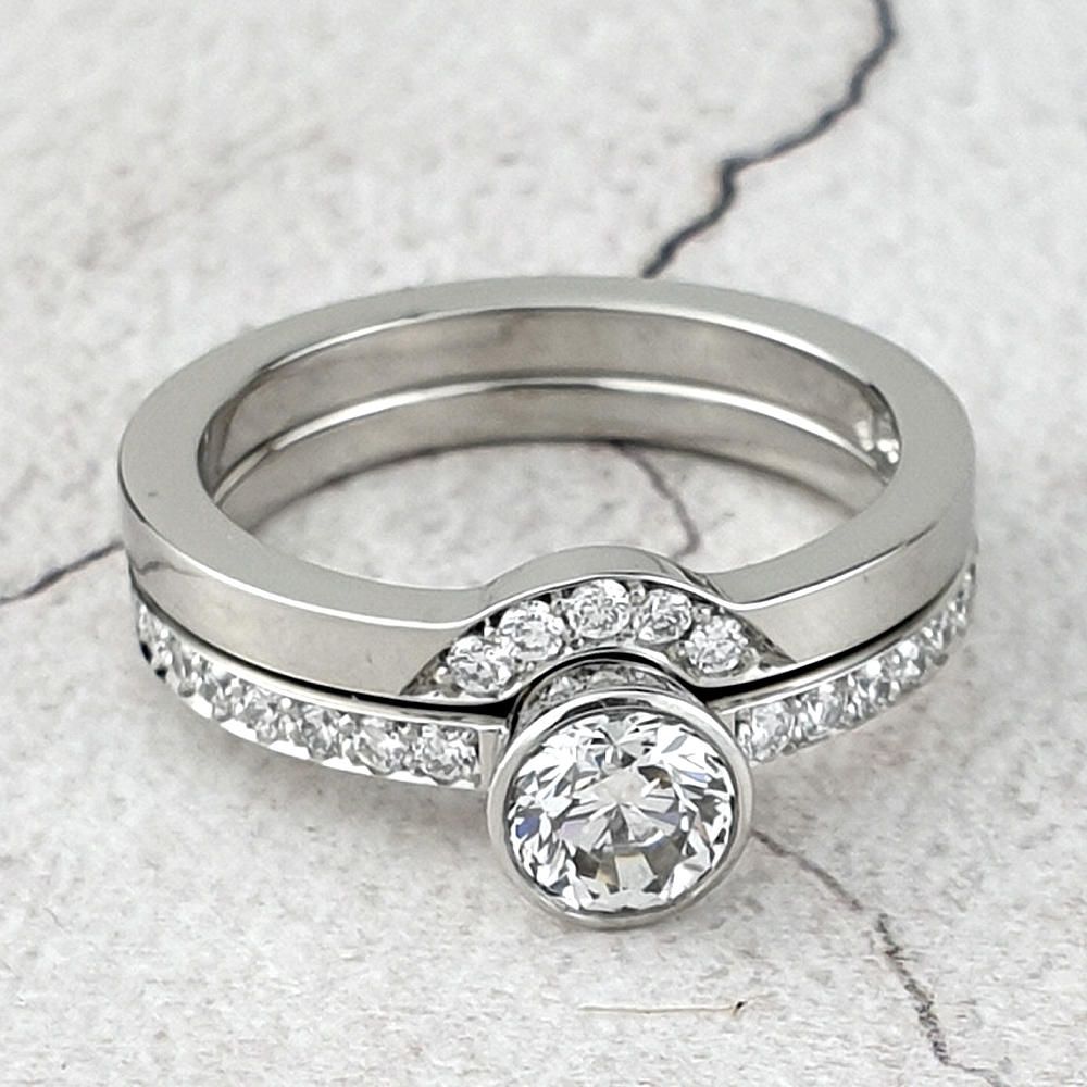 Bespoke fitted wedding ring with the engagement ring