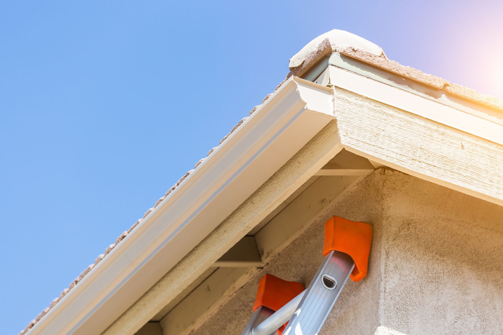Seamless Gutters in Lake Charles, LA Seamless Gutters in Lake Charles, LA