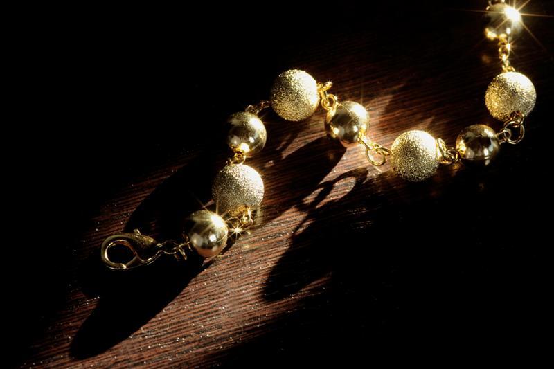 Pulseira Folheada a Ouro com Bolas - Daruma Bijuterias